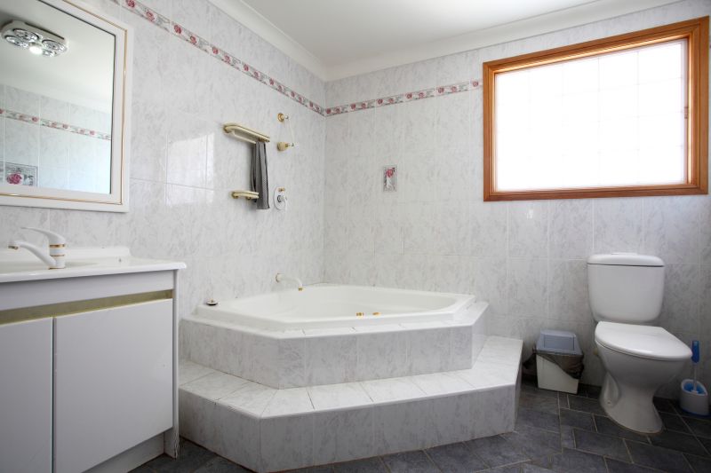 Top Bathtub Installation Companies in Savage, MN